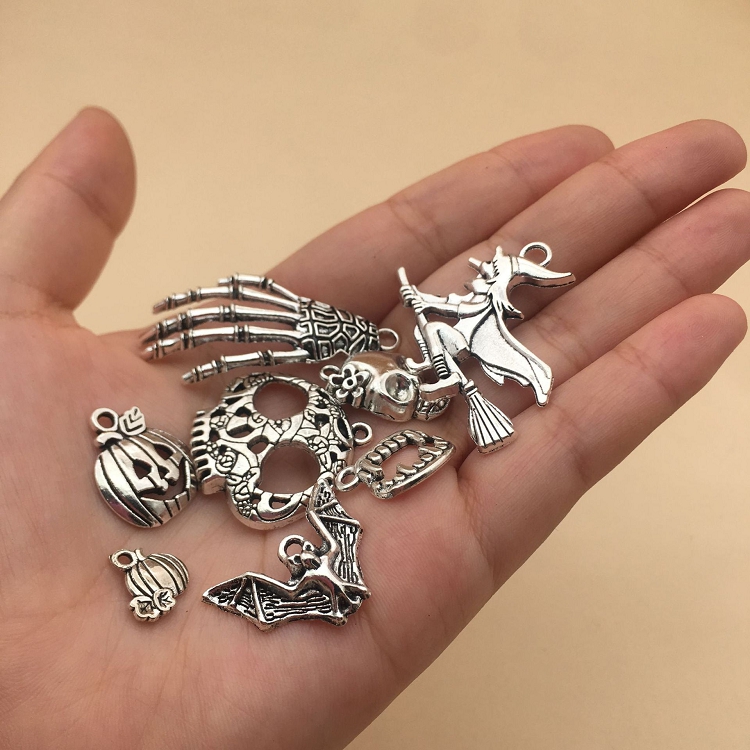 Manufacturers direct Halloween pendant mixed 57 alloy DIY jewelry accessories hidden silver bracelet pendant